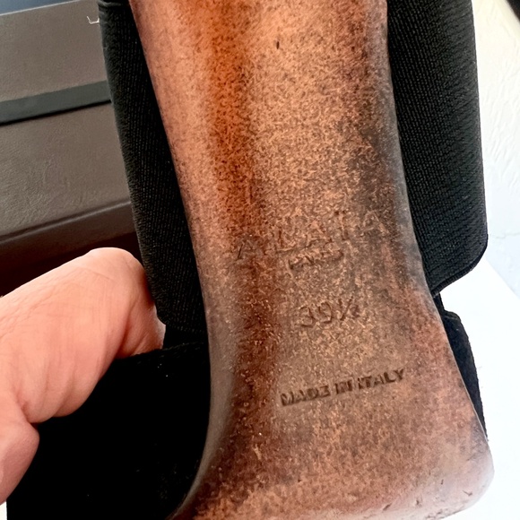 Alaia Black Suede Escarpins  Elastic Cross Strap Stiletto Heels 39.5 with Box - Picture 15 of 16